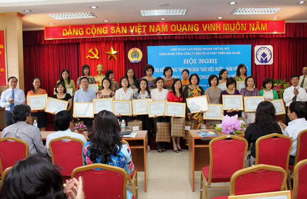 19.10 - trao bk 2 .jpg