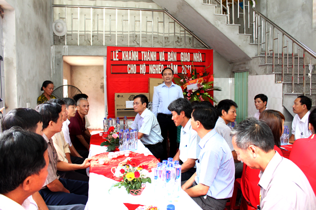 26.8 - nha tinh nghia.jpg