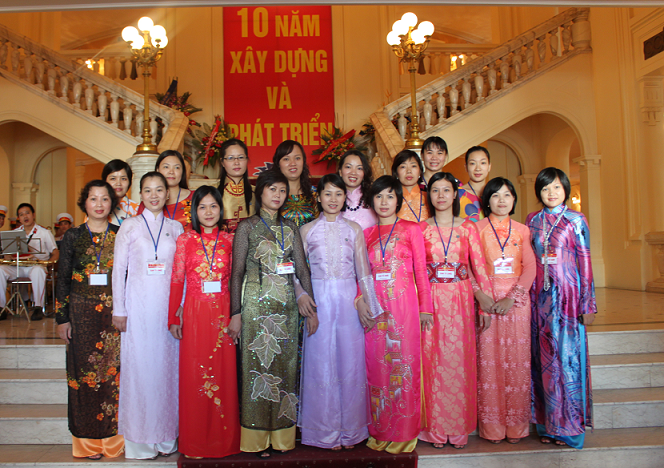 20.10 - Phu nu HANDICO.bmp