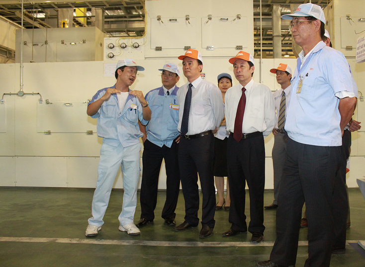 Lanh dao HANDICO tham Stanley 2.bmp